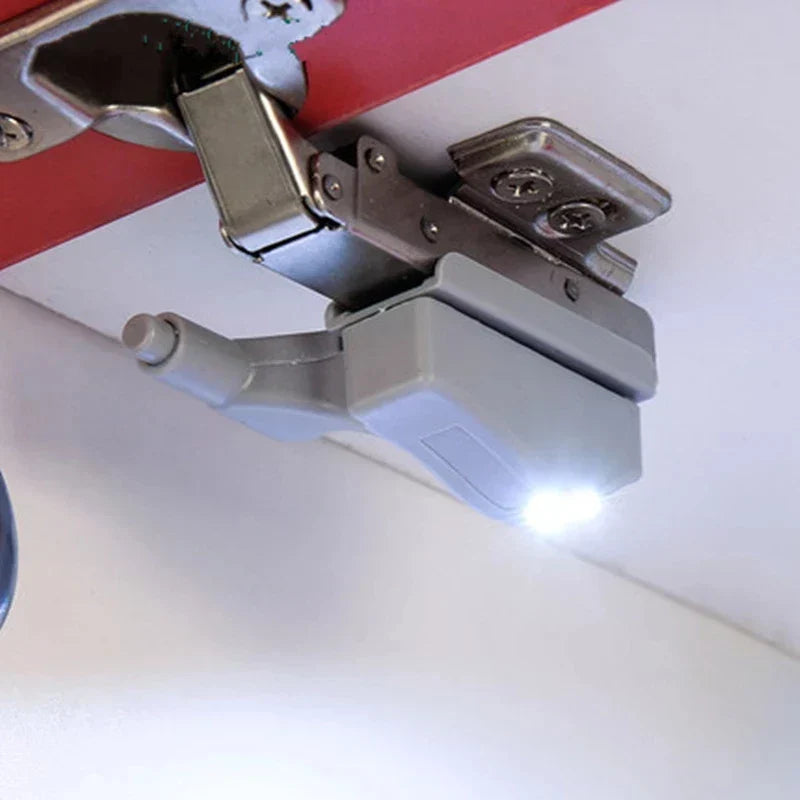Lumiglow – Automaticky osvětlete své skříně 